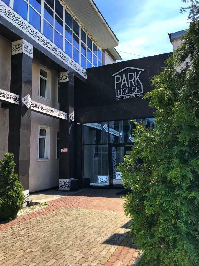 Park House Taldykorgan 호텔 외부 사진