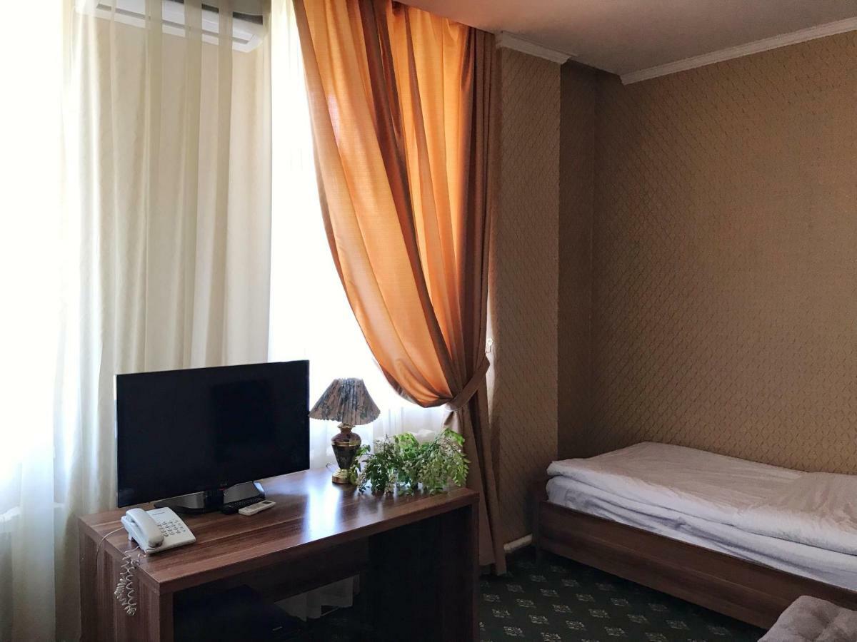 Park House Taldykorgan 호텔 외부 사진